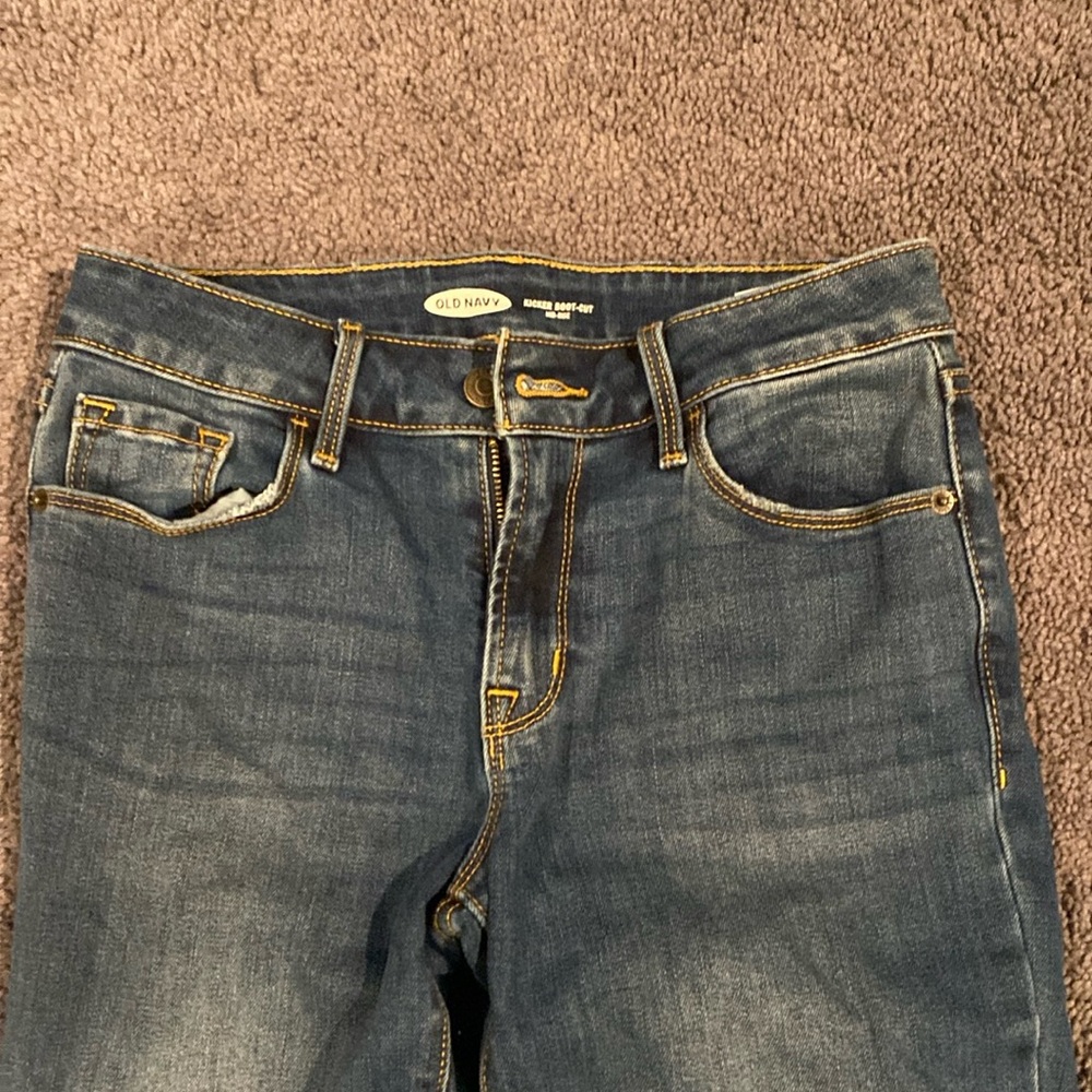 Old navy kicker boot cut mid rise size 0